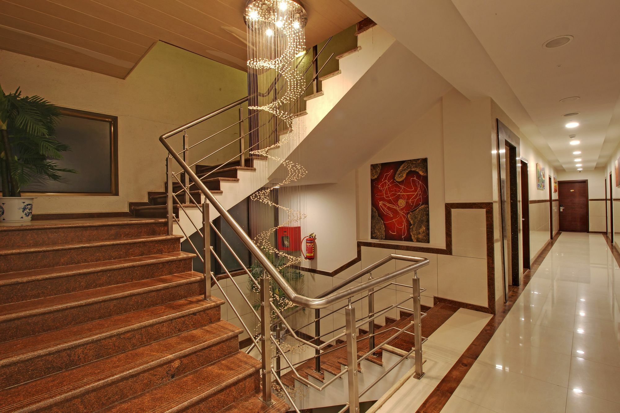 โรงแรมไส ชาศาน เชอร์ดี ภายนอก รูปภาพ